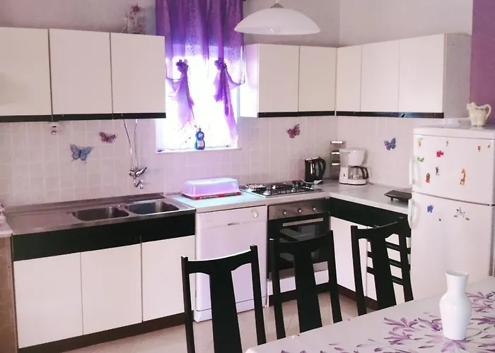 With Parking Space Kampor, Rab - 4985 Appartement *